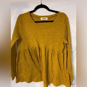 Maize colored blouse